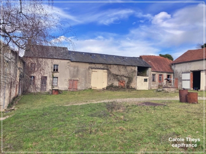 Photos 1 - Rurale - Dpt Creuse (23), a vendre Saint Vaury Corps de ferme à rénover - Terrain 6535 m2