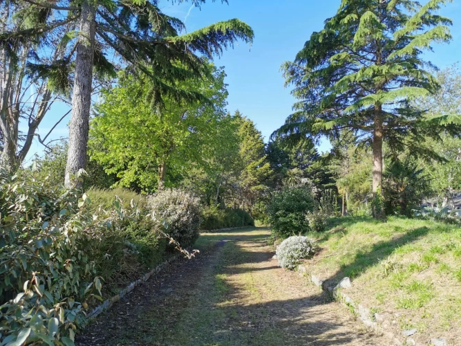 Photos 7 - Touristique - Ensemble en pierres de 850 m² environ proche mer