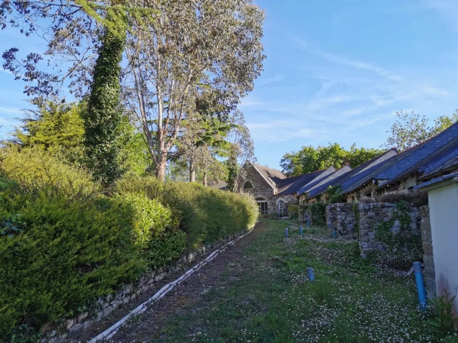 Photos 12 - Touristique - Ensemble en pierres de 850 m² environ proche mer