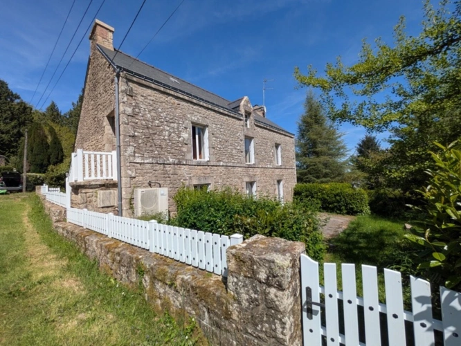 Photos 2 - Prestige - BUBRY PROPRIÉTÉ COMPOSÉE D' UNE BELLE MAISON BOURGEOISE DE 6 PIÈCES  190 M² ENVIRON GARAGE ET DÉPENDANCE PARCELLE DE 4160M² EN PARTIE AMÉNAGEABLE