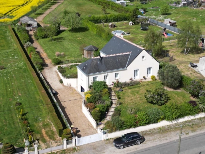 Photos 1 - Prestige - Propriété de charme dans un environnement préservé LOCHE-SUR