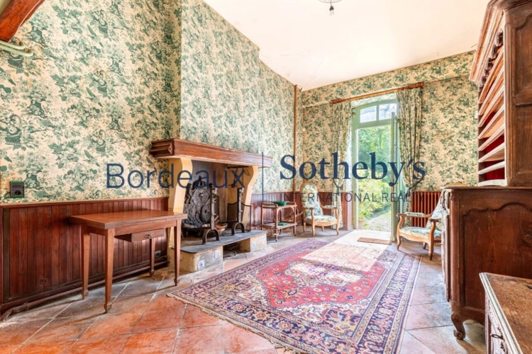 Photos 10 - Prestige - BORDEAUX 15 MINUTES - ENTRE-DEUX-MERS - PROPRIÉTÉ HISTORIQUE - 16 HA - 700M2 - CHARTREUSE