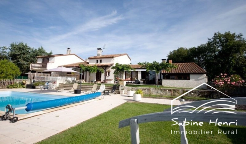 Photos 3 - Rurale - Maison avec 1 gîte sur plus de 1,4 ha de terrain