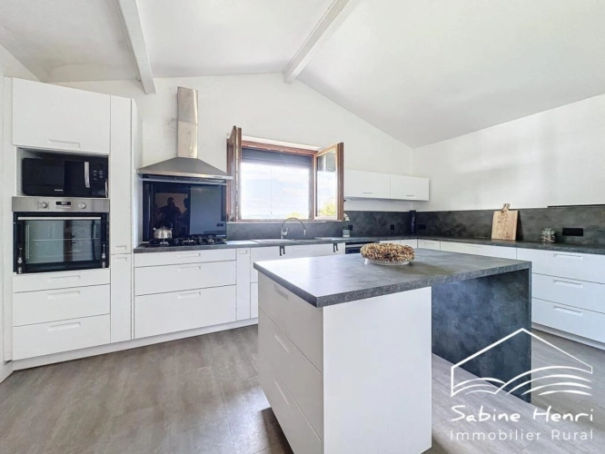 Photos 7 - Rurale - Maison avec 1 gîte sur plus de 1,4 ha de terrain