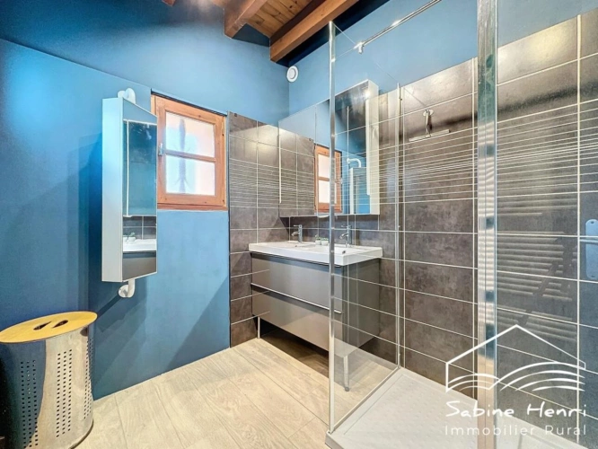 Photos 9 - Rurale - Maison avec 1 gîte sur plus de 1,4 ha de terrain