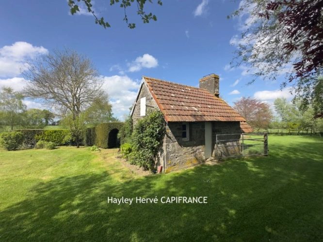 Photos 28 - Prestige - ENSEMBLE IMMOBILIER - ACTIVITE TOURISTIQUE- A VENDRE – MAISON + 3 GÎTES – PISCINES – VILLEDIEU-LES-POÊLES (MANCHE, NORMANDIE) (50)