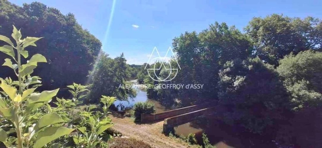 Photos 6 - Prestige - Superbe Château du XIXe avec 1km de rivière, rénové à 10min de Blois sur 22ha-possibilité d'acheter 63ha au total