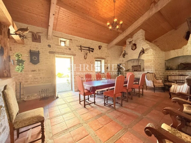 Photos 29 - Prestige - Propriété de caractère avec piscine, dépendances et terrain clos