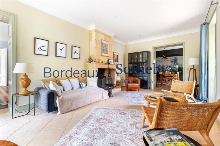 Photos 13 - Prestige - BORDEAUX 40MN - MAGNIFIQUE DEMEURE DE MAÎTRE XVIII° ET SES DÉPENDANCES - PARC 1,3 HA  - PISCINE