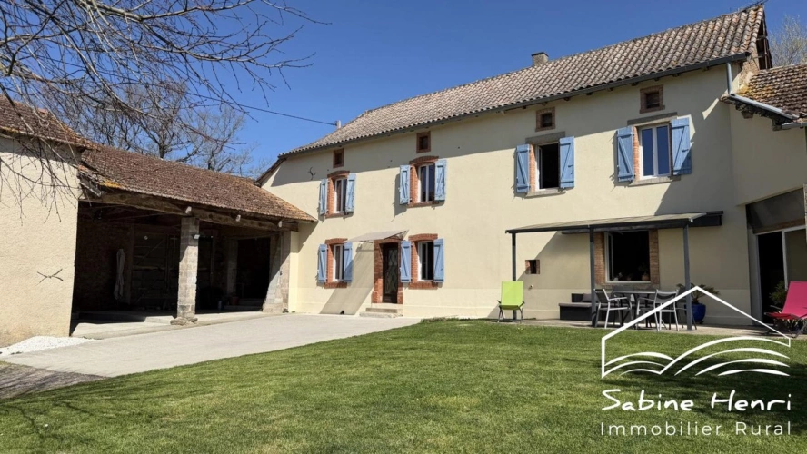 Photos 1 - Rurale - Maison de 4 chambres sur plus d'1hectare