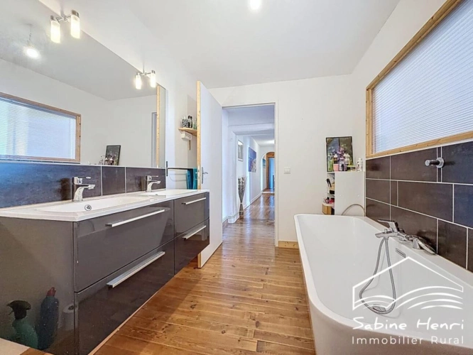 Photos 11 - Rurale - Maison de 4 chambres sur plus d'1hectare