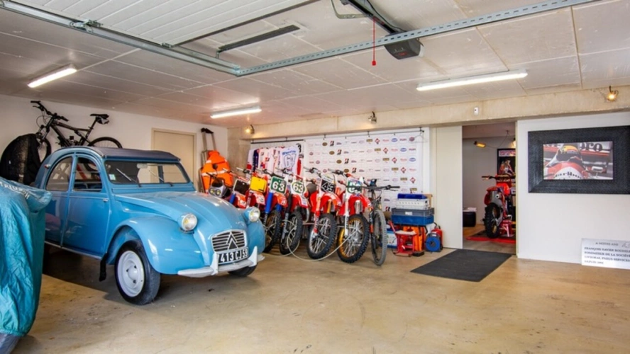 Photos 17 - Prestige - Maison à vendre 10 pièces SAINT MARC JAUMEGARDE - Visite virtuelle & vidéo sur demande