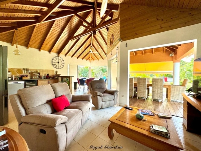 Photos 4 - Tourist - Dpt Guadeloupe (971), for sale SAINT FRANCOIS property P10 of 210 m² - Land of 1,539.00 m²