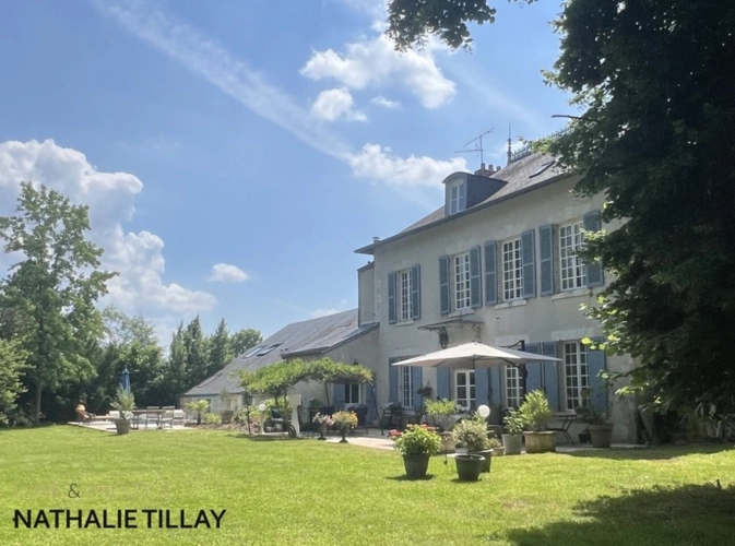 Photos 4 - Prestige - St jean le Blanc, proche Orleans, à vendre, maison de Maitre du XIX eme de 423 M² habitables,  490 AU SOL, avec piscine, parc arboré de 4655 m²