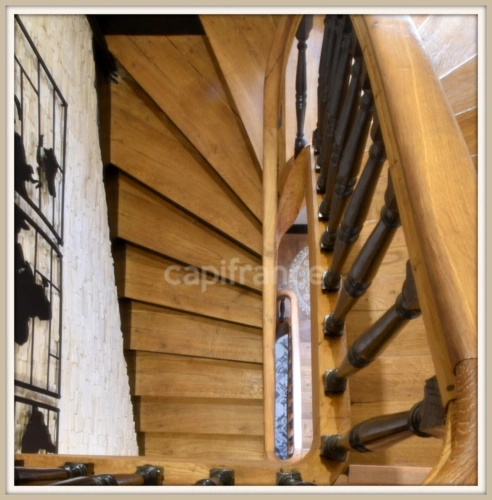 Photos 2 - Rurale - NEVERS (58), Propriété de charme 12 pièces, 265 m² habitables, 8 chambres, grandes annexes, piscine, terrain 1100 m²