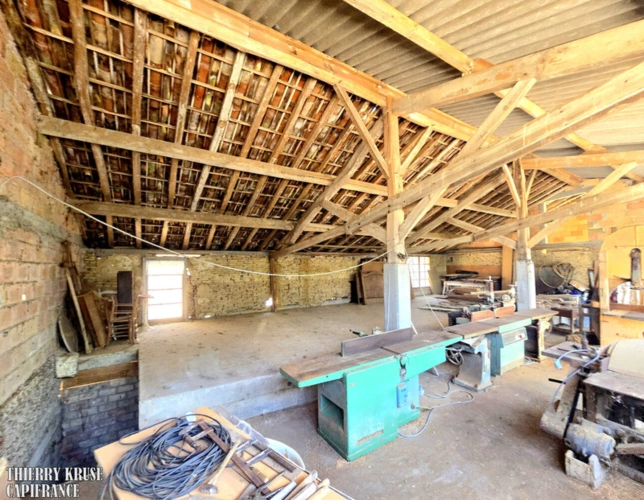 Photos 5 - Prestige - Propriété à fort potentiel – Hangars & bâtiments – 450 m² exploitables sur 2 000 m² de terrain – Changement de destination possible