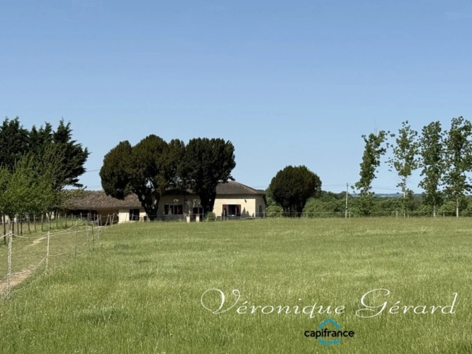Photos 27 - Équestre - Ancien corps de ferme en pierre du XVIIIe siècle à LAUZUN