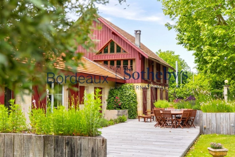 Photos 6 - Prestige - BORDEAUX 15MN - SOMPTUEUSE PROPRIÉTÉ - ANCIENNES ÉCURIES RÉNOVÉES - 280M² - PARC 3000M² - PISCINE