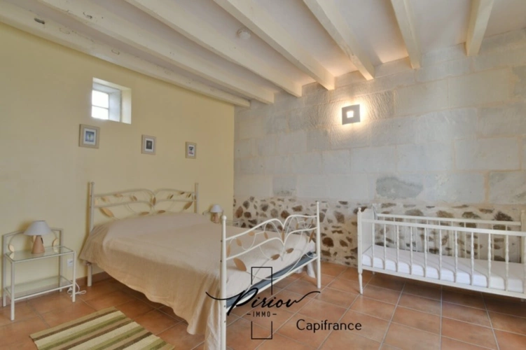 Photos 20 - Prestige - Propriété au charme de l'ancien - comprenant 2 gîtes - dépendances