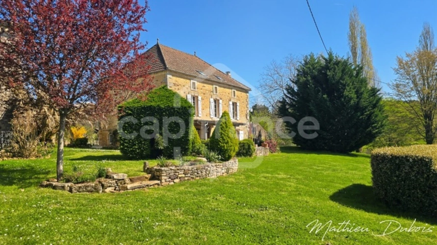 Photos 4 - Prestige - Domaine en hameau privé avec activité touristique - Cadre d’exception entre Lot et Dordogne