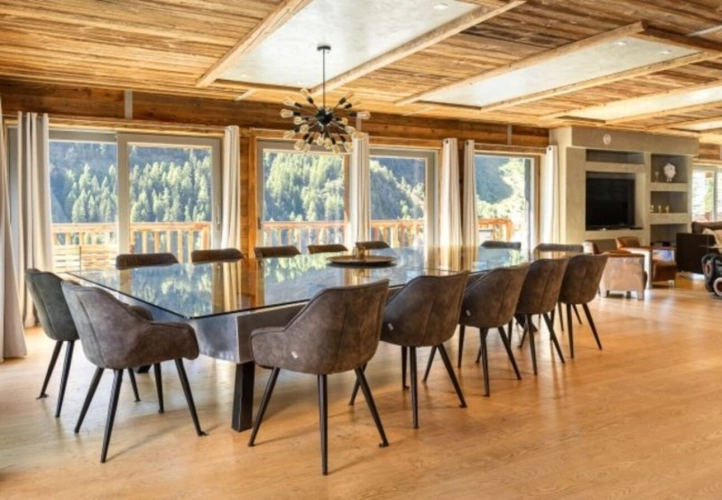Photos 16 - Prestige - ENSEMBLE ALPIN ULTRA-PREMIUM de 3 400 m² à TIGNES (73) 5 Chalets haut de gamme , accès ski au pied, vue, piscine