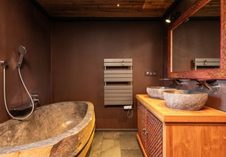 Photos 43 - Prestige - ENSEMBLE ALPIN ULTRA-PREMIUM de 3 400 m² à TIGNES (73) 5 Chalets haut de gamme , accès ski au pied, vue, piscine