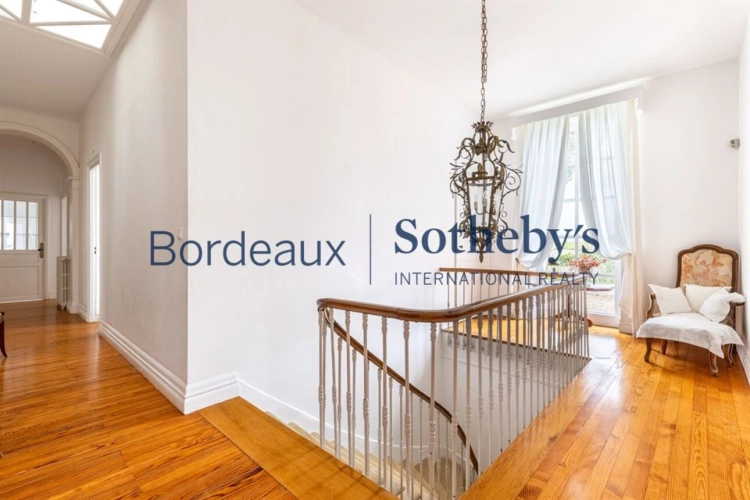 Photos 11 - Prestige - BORDEAUX 30MN - SOMPTUEUSE PROPRIÉTÉ DE MAÎTRE - 4,5 HECTARES - DÉPENDANCES - PISCINE