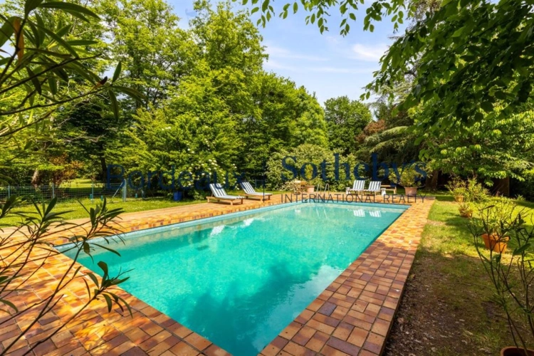 Photos 5 - Prestige - BORDEAUX 40MN - MAGNIFIQUE DEMEURE DE MAÎTRE XVIII° ET SES DÉPENDANCES - PARC 1,3 HA  - PISCINE
