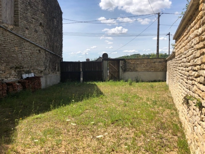 Photos 5 - Rurale - Grange avec cour et jardin proche MONTBARD (21500)