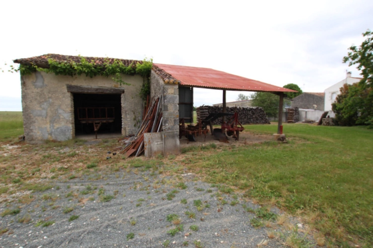 Photos 1 - Rurale - Maison à vendre 1 pièces SAINT LOUP (17)