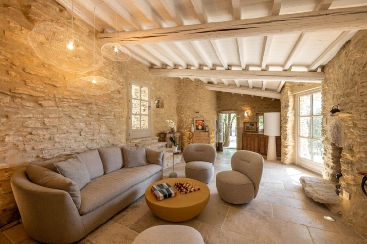 Photos 8 - Prestige - Propriete à vendre : Exceptionnel ensemble de Bories au cœur du Luberon, à Gordes (84) 3 suites, piscine