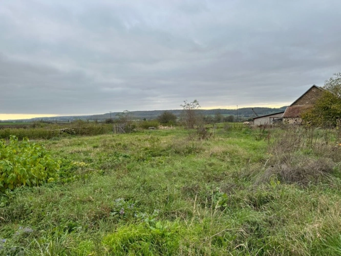 Photos 9 - Rurale - Grange avec grand jardin constructible proche de POUILLY EN AUXOIS (21)