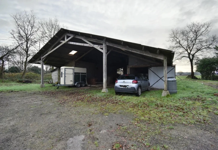 Photos 8 - Rurale - corps de ferme à rénover avec hangar