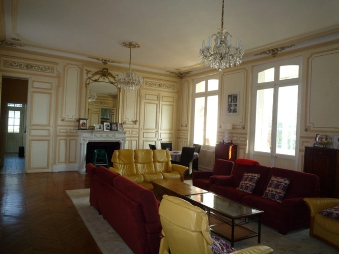 Photos 13 - Prestigious - Aisne department (02), Château-Thierry town center, 1850 residence with 600 m² of living space and a