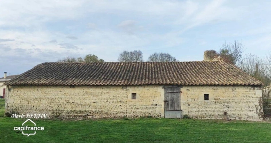 Photos 1 - Rurale - Grange à vendre 1 pièces SECONDIGNE SUR BELLE (79)