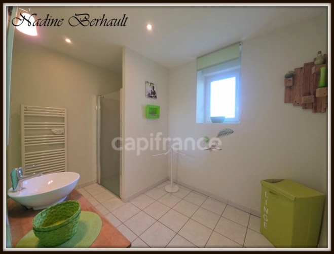 Photos 10 - Rurale - Propriete 1 h Paris train, à vendre Longère 7 pièces 2 Doubles garages , dépendance, FERRIERES (45),calme et proximité Gare Paris