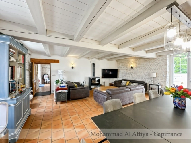 Photos 6 - Touristique - Magnifique propriété familiale avec gîte, studio et piscine à quelques minutes de La Rochelle (17)