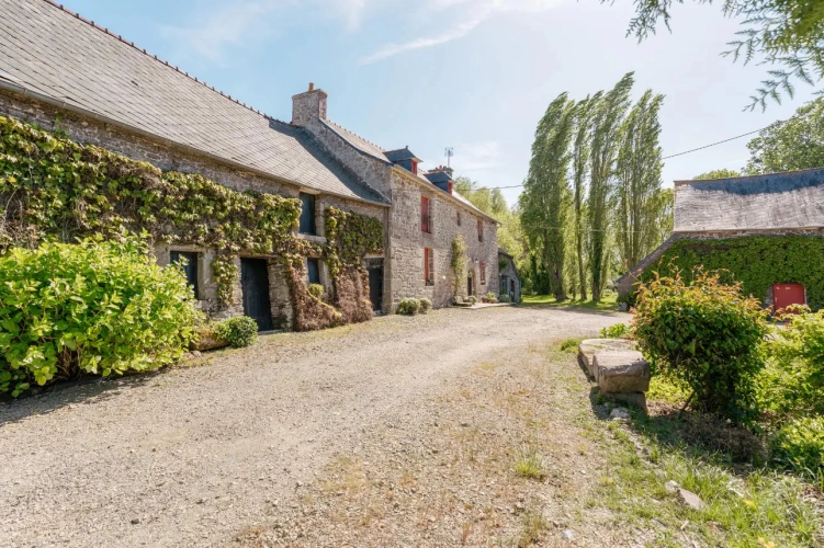 Photos 2 - Prestige - En Baie du Mont-Saint-Michel, à vendre au Mont-Dol, Maison de charme & Ensemble professionnel