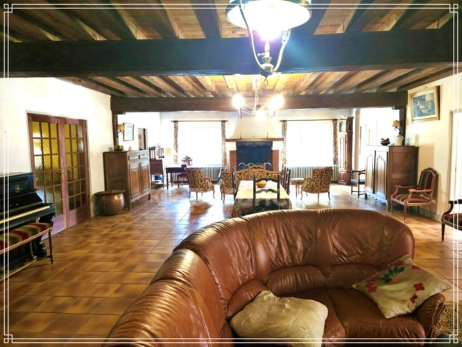 Photos 27 - Touristique - Ensemble immobilier de caractère avec fort potentiel – Maison de 305 m² + revenus locatifs