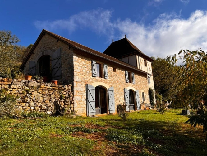 Photos 5 - Agricole - Vallée du Célé, hameau sur 94 hectares dont un enclos de 77 ha