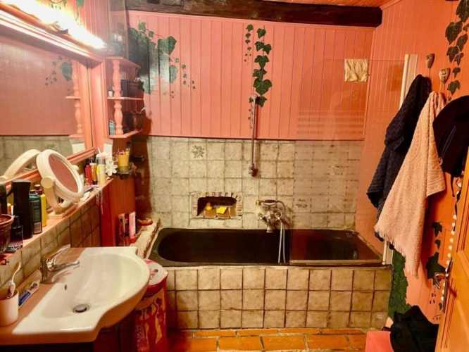 Photos 8 - Prestige - Propriété de caractère avec dépendances et piscine (Lot 46)