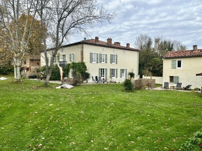 Photos 4 - Prestige - Grand domaine avec vue sur les Pyrénées