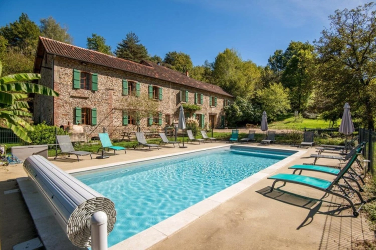 Photos 1 - Rurale - LONGERE - 425M² HABITABLE AVEC PISCINE SUR 5HA