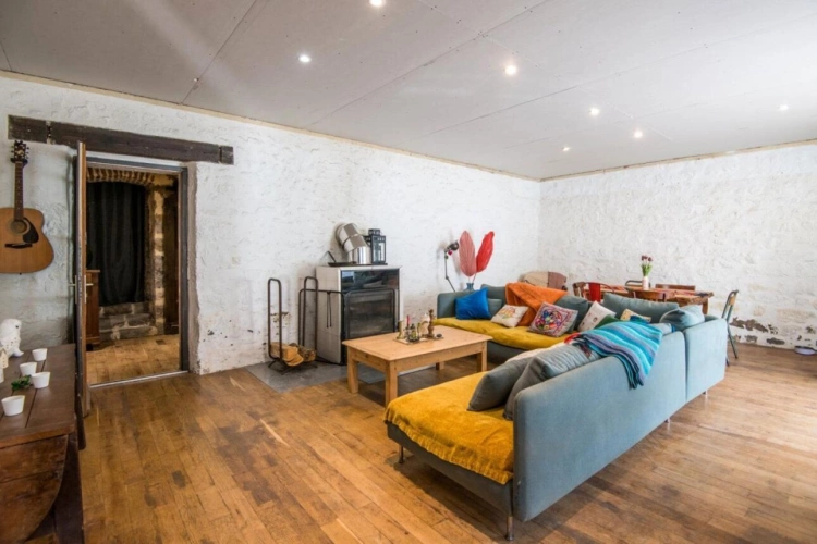 Photos 5 - Rurale - LONGERE - 425M² HABITABLE AVEC PISCINE SUR 5HA