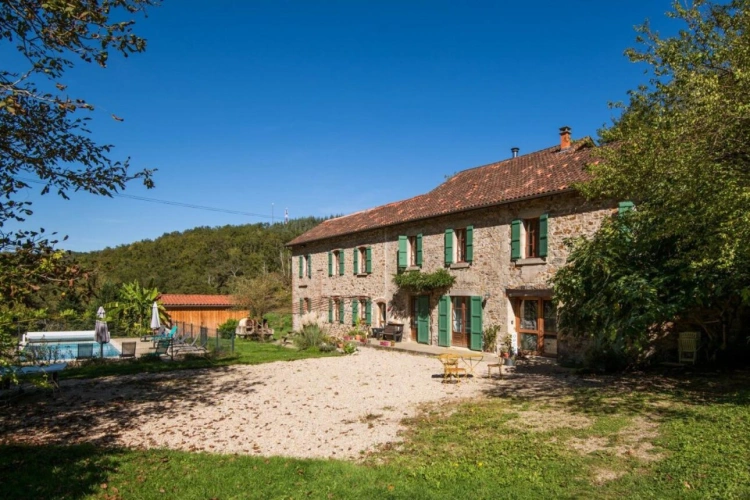 Photos 9 - Rurale - LONGERE - 425M² HABITABLE AVEC PISCINE SUR 5HA