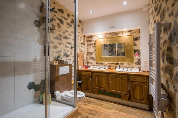 Photos 11 - Rurale - LONGERE - 425M² HABITABLE AVEC PISCINE SUR 5HA