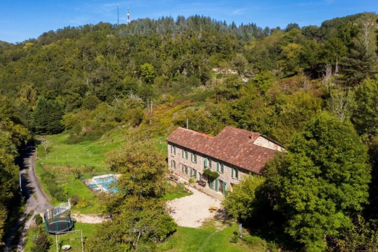 Photos 15 - Rurale - LONGERE - 425M² HABITABLE AVEC PISCINE SUR 5HA