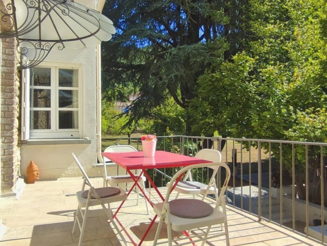 Photos 4 - Touristique - Charme de l'ancien  beau cadre naturel, piscine, forage, potentiel gîte/chambre d'hôte