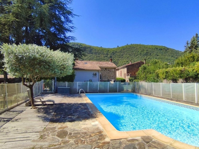 Photos 11 - Touristique - Charme de l'ancien  beau cadre naturel, piscine, forage, potentiel gîte/chambre d'hôte