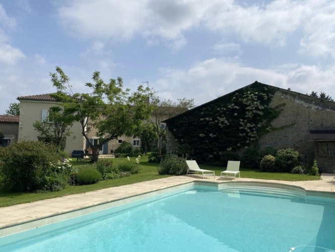 Photos 2 - Prestige - MAISON DE CARACTERE